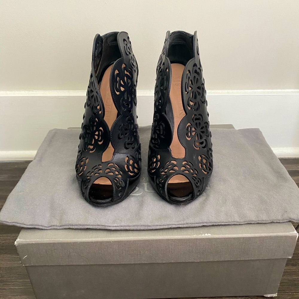 Leather Alexander McQeen Bootie.